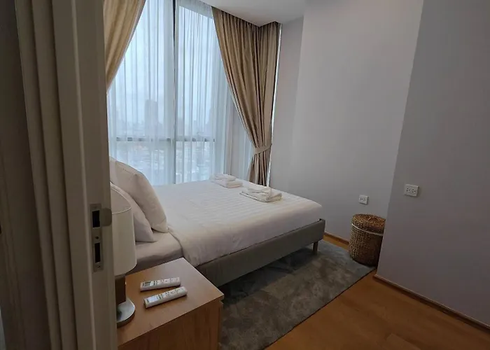 Holiday home Brand New 2 Bedroom Near Paragon *